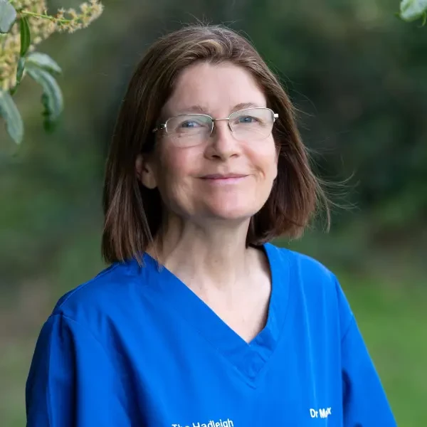 Dr Helen Molyneux